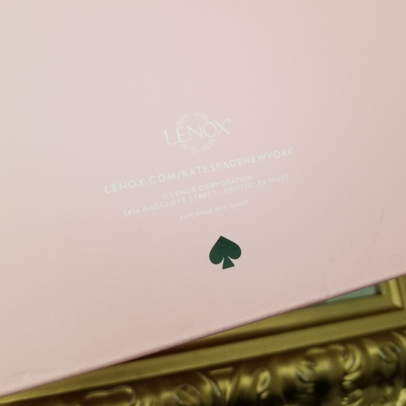 ❗Kate Spade New York Lenox Red/ Green Striped Ceramic Luxe Cookie Jar❗ - Picture 12 of 12